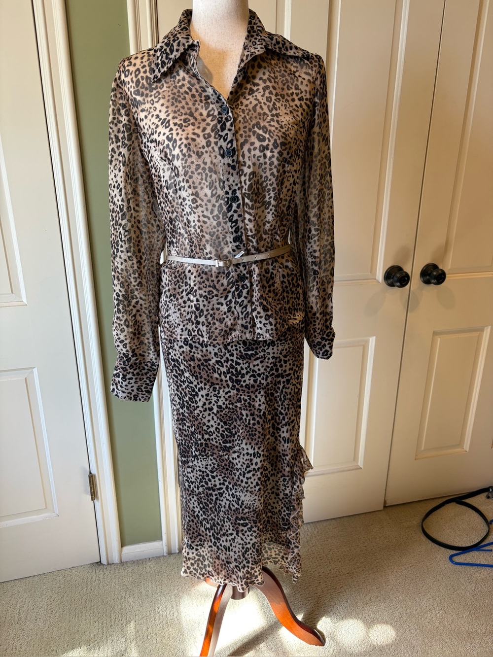 Newport News Leopard Print High Low Skirt Set